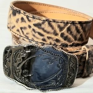 Silver and black metal etched belt buckle